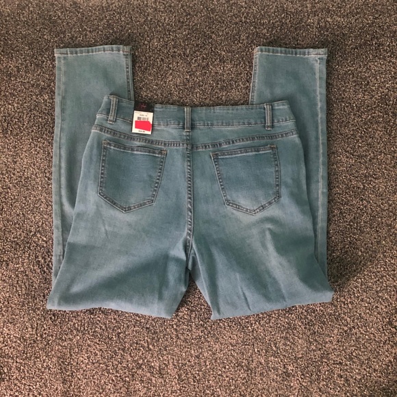 Jeweled 💎 jeans - Picture 7 of 9